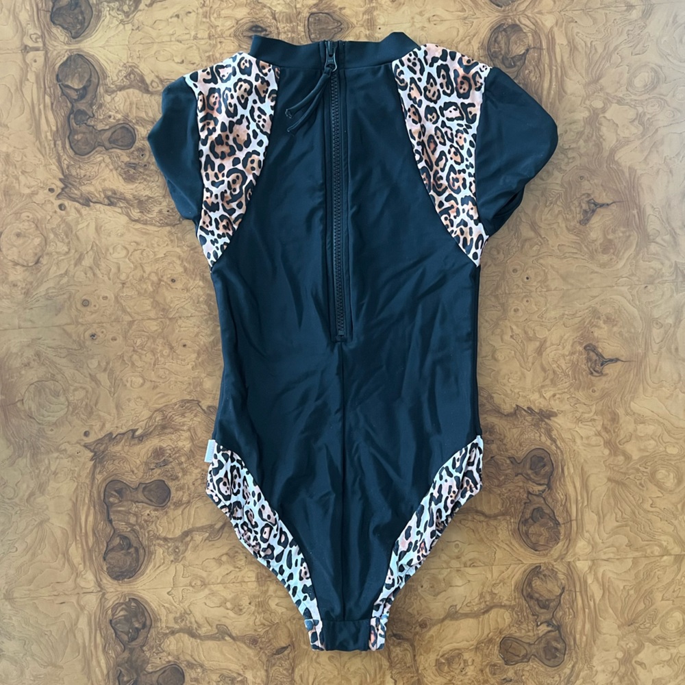 Seafolly Zip-Up Leopard & Black Short Sleeve One Piece Swimsuit Girls Size 8
